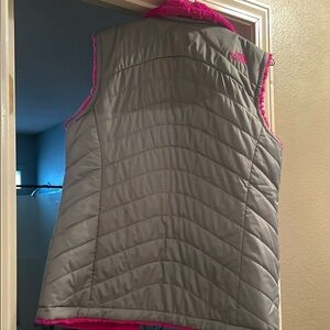 Columbia Reversible Gray and Pink Vest